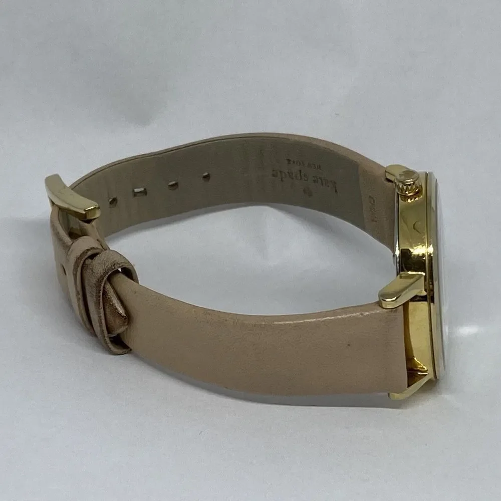 Kate Spade New York 0073 Women's Beige Leather Analog Dial Quartz Watch GE558